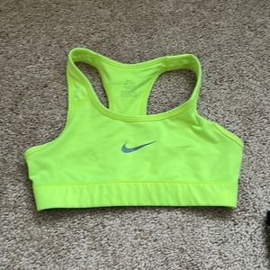 Nike sports bra size XS